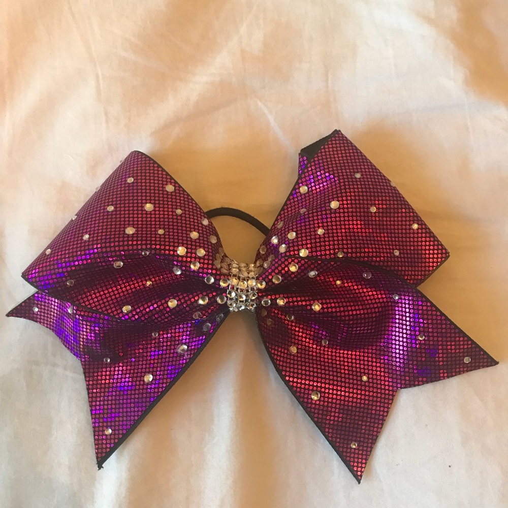 Cheer bow